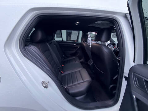 2020 Volkswagen Golf GTI S