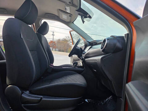 2022 Nissan Kicks SV