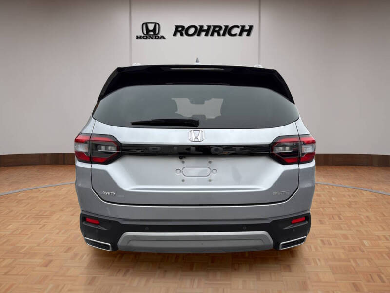 2023 Honda Pilot Elite