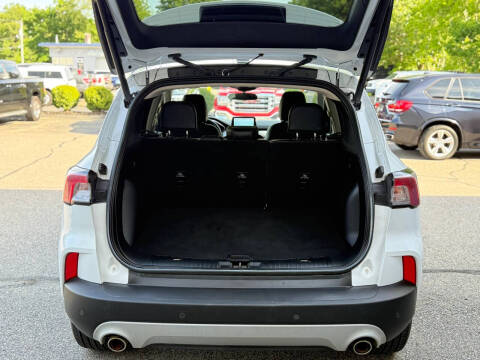 2020 Ford Escape SEL