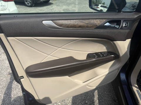 2017 Lincoln MKC Reserve