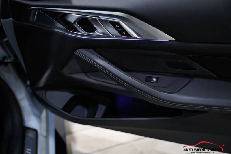 2022 BMW M4