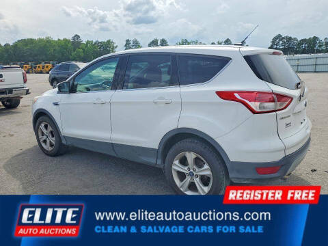 2016 Ford Escape SE