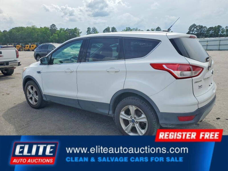 2016 Ford Escape SE