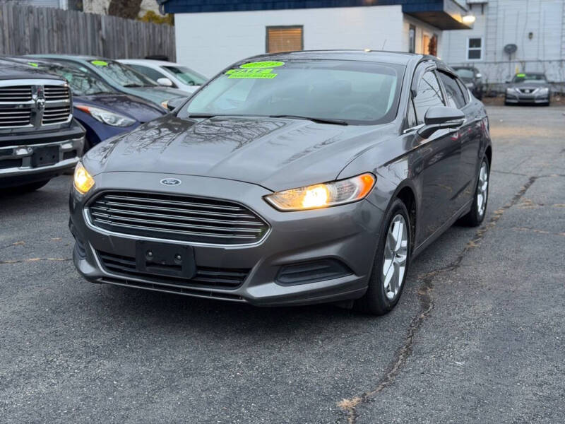 2013 Ford Fusion SE