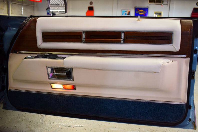 1975 Cadillac DeVille