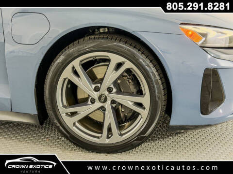 2023 Audi e-tron GT quattro Premium Plus