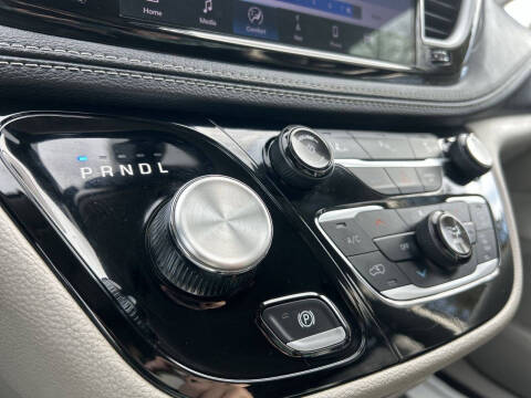 2024 Chrysler Pacifica Plug-In Hybrid Select