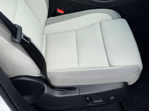 2026 Volvo EX40 Plus