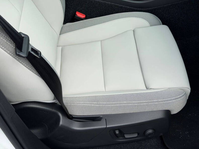 2026 Volvo EX40 Plus