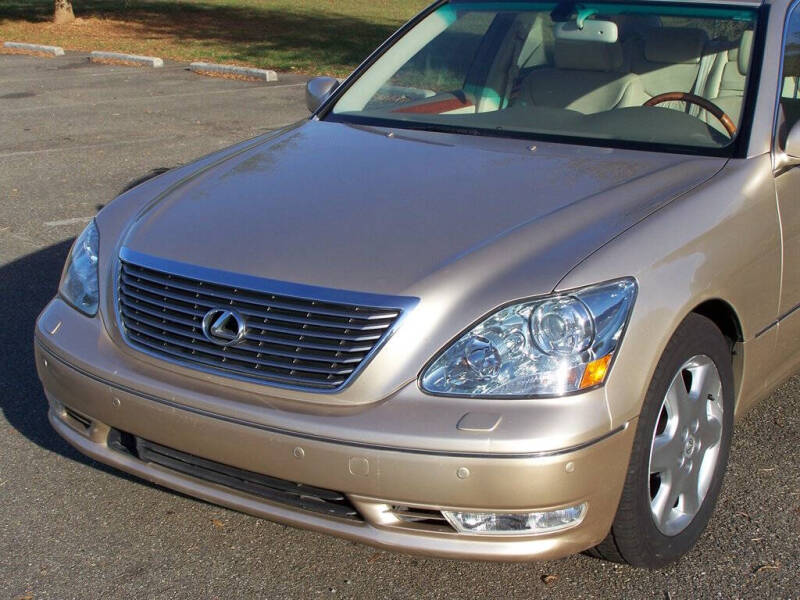 2004 Lexus LS 430