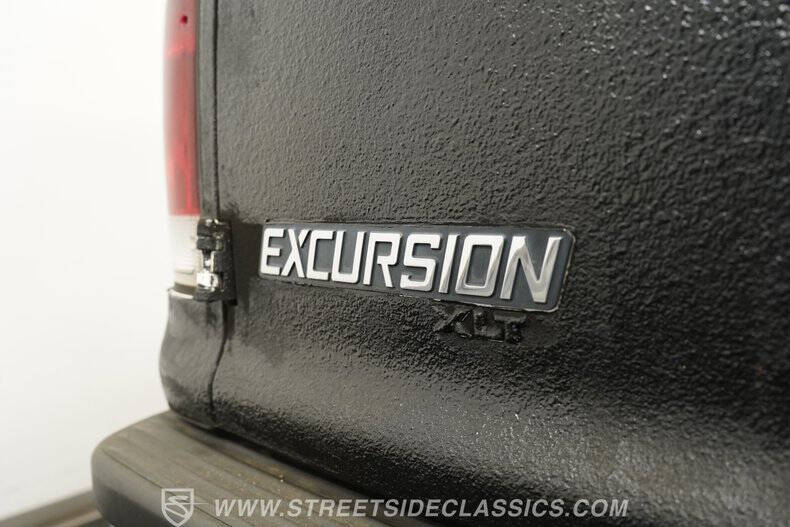 2000 Ford Excursion XLT