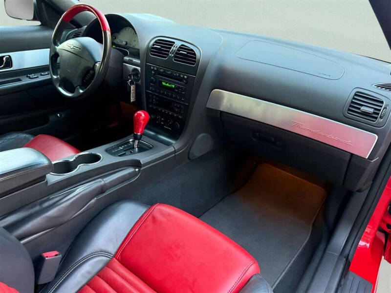 2002 Ford Thunderbird Deluxe
