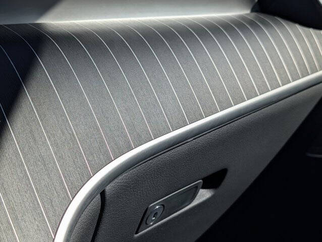 2023 Mercedes-Benz GLC GLC 300