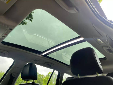 2017 Volkswagen Golf SportWagen