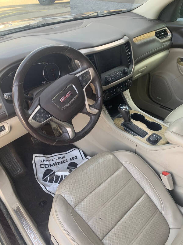 2018 GMC Acadia Denali