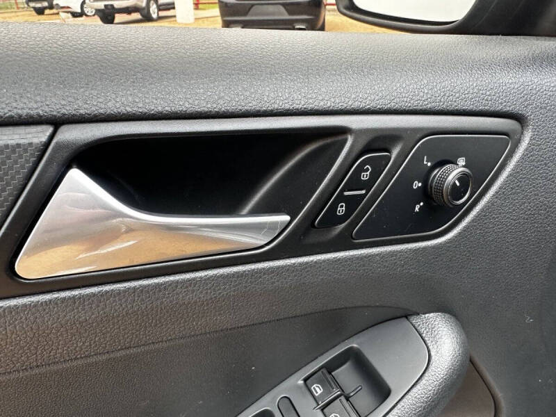2016 Volkswagen Jetta