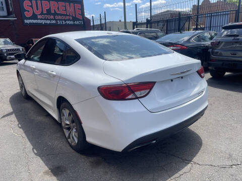 2015 Chrysler 200 S