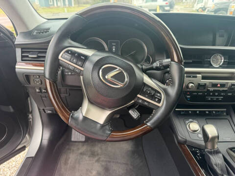 2017 Lexus ES 350