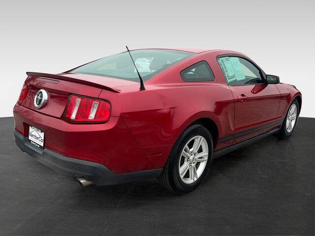 2010 Ford Mustang V6