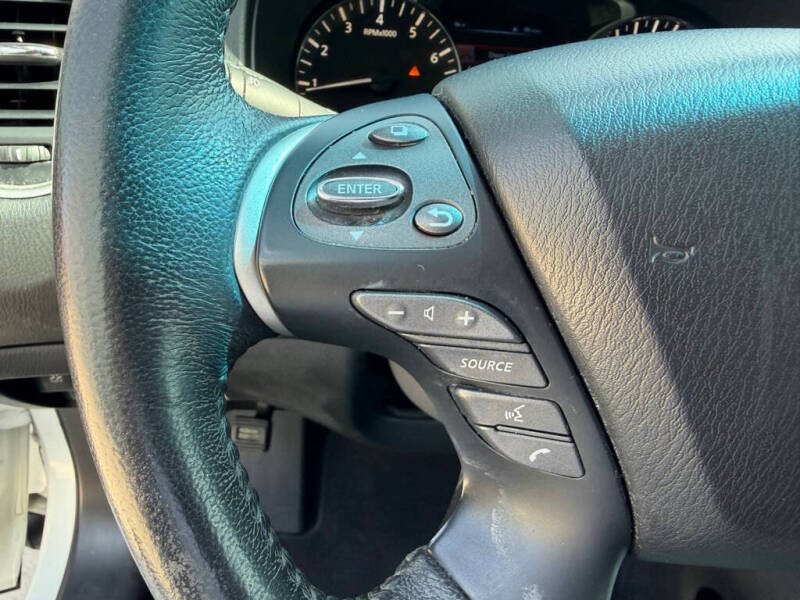 2015 Nissan Pathfinder
