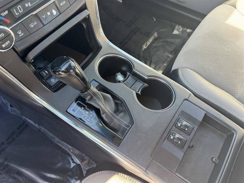 2016 Toyota Camry XLE