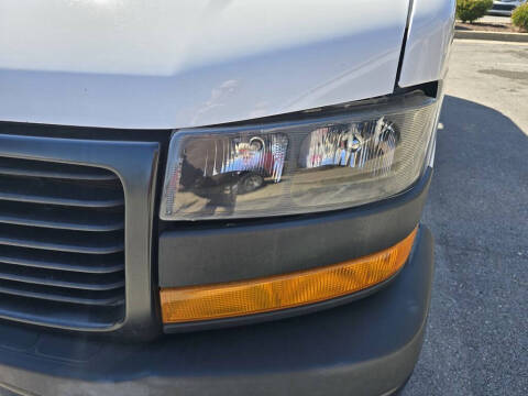 2022 GMC Savana 2500