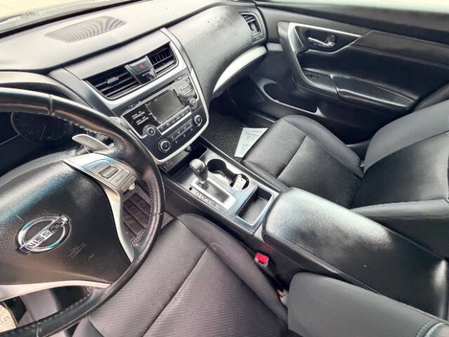 2016 Nissan Altima 2.5 SR