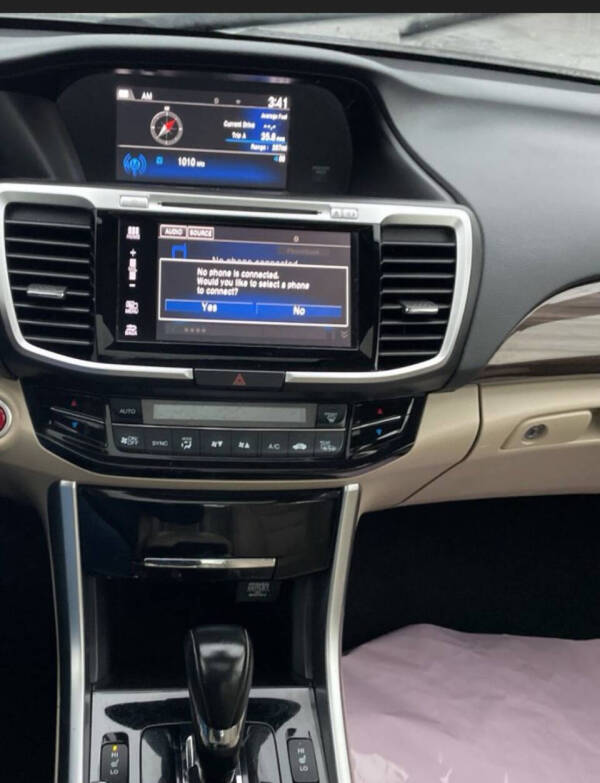 2017 Honda Accord Hybrid EX-L