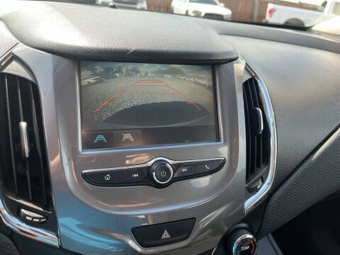 2018 Chevrolet Cruze LT Auto