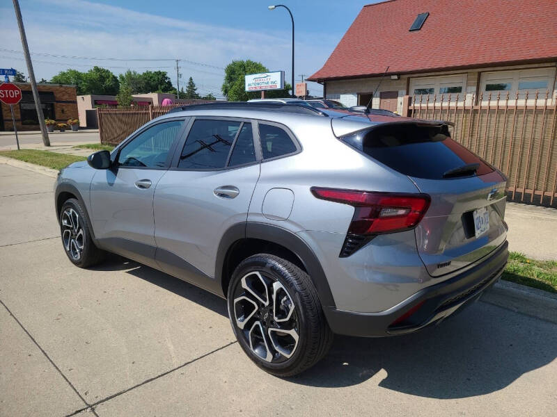2024 Chevrolet Trax RS