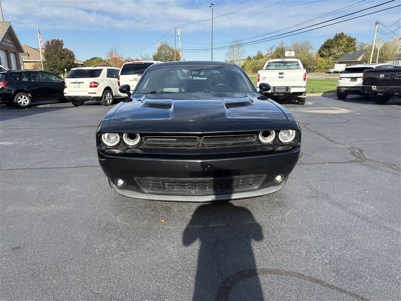 2017 Dodge Challenger SXT