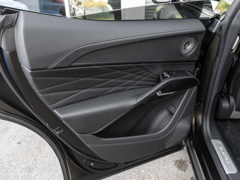 2025 Lotus Eletre Carbon