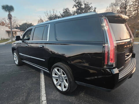 2017 Cadillac Escalade ESV Premium Luxury