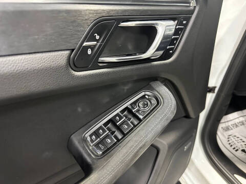 2018 Porsche Macan GTS