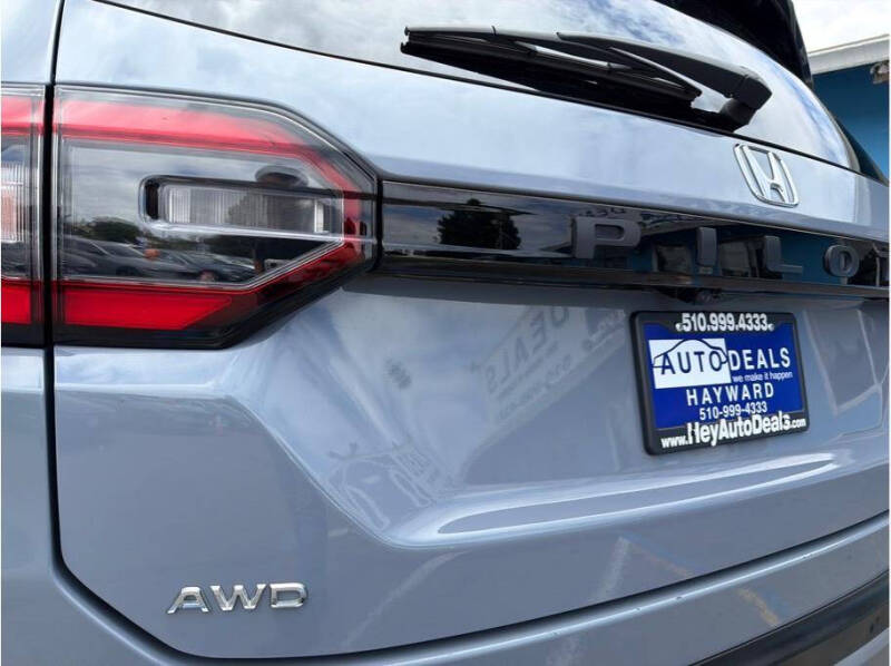 2023 Honda Pilot Elite