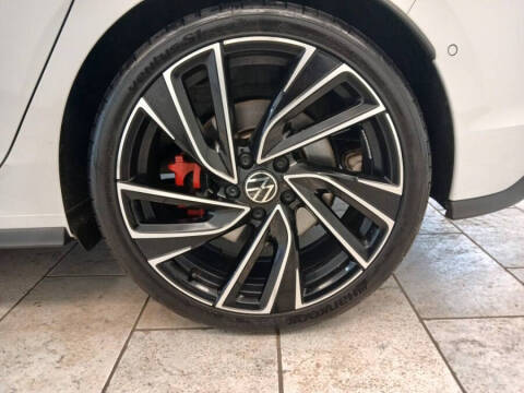 2024 Volkswagen Golf GTI Autobahn