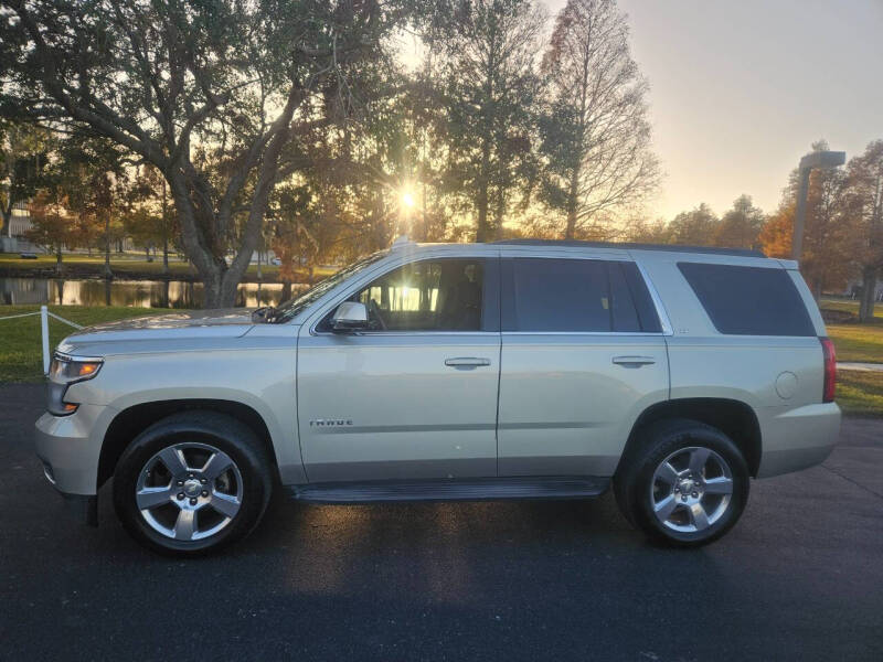 Chevrolet Tahoe's photo