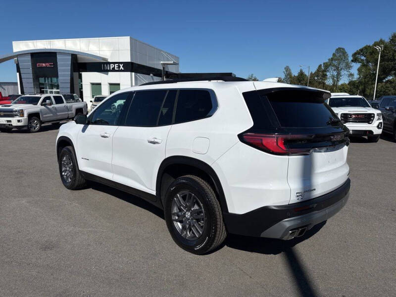 2025 GMC Acadia Elevation