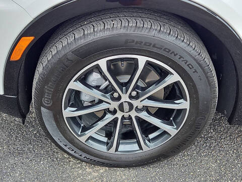 2025 Cadillac XT4 Sport