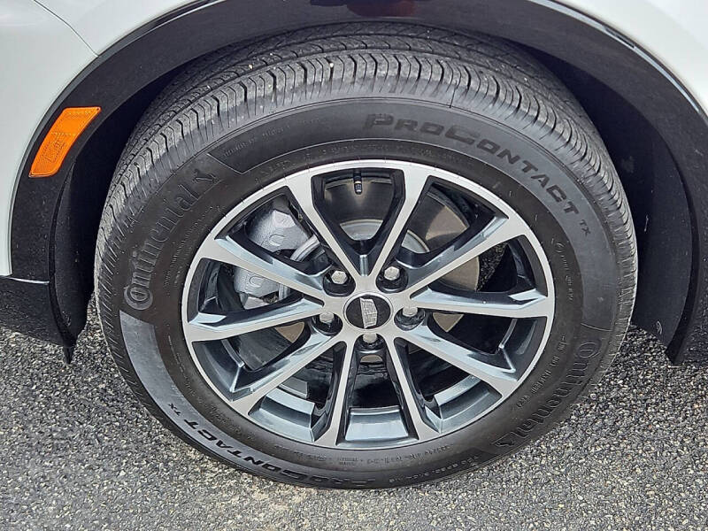 2025 Cadillac XT4 Sport