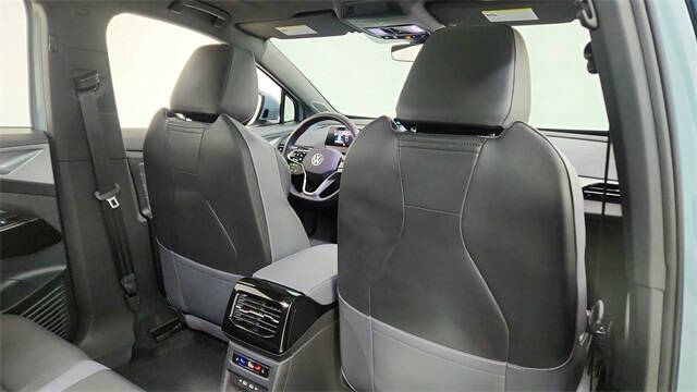 2025 Volkswagen ID.4 Pro S Plus