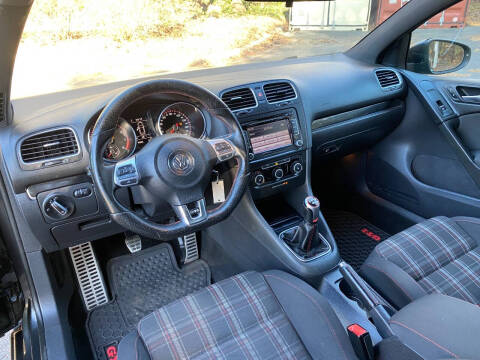 2013 Volkswagen GTI Base PZEV