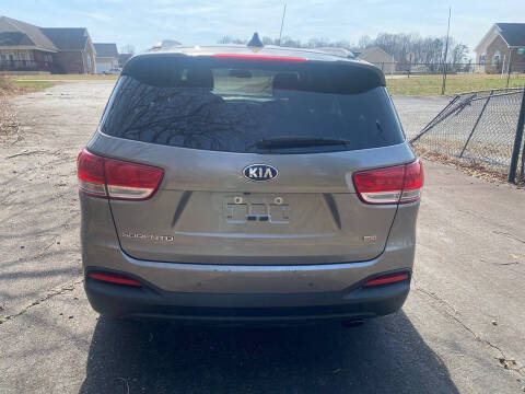 2017 Kia Sorento LX