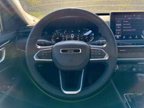 2025 Jeep Compass Trailhawk