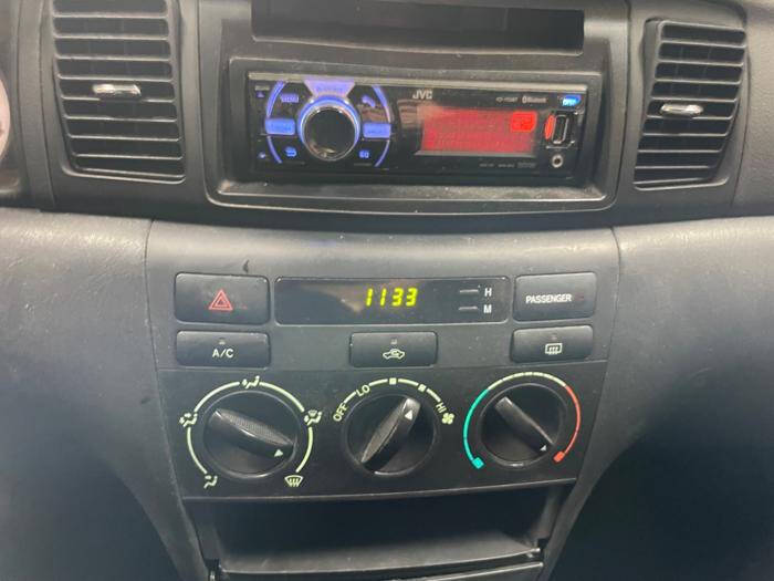 2004 Toyota Corolla CE