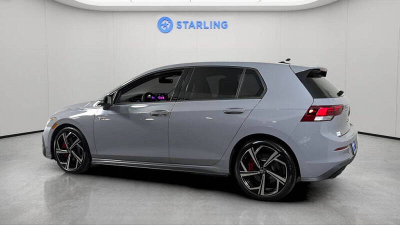 2025 Volkswagen Golf GTI SE
