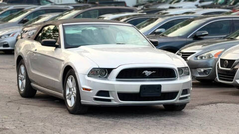 2013 Ford Mustang V6