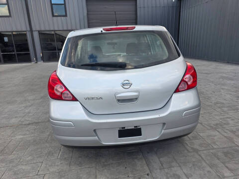 2008 Nissan Versa 1.8 S