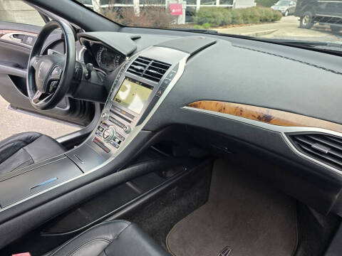 2018 Lincoln MKZ Select